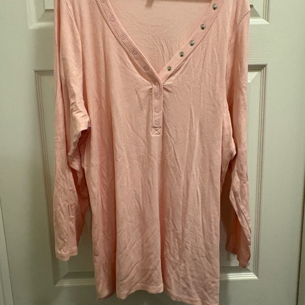 Torrid Light Pink Long Sleeve V-Neck Top sz. 5 (28)